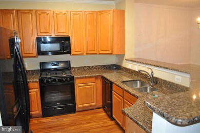 8933 Milford Haven Ct unit 33A, Lorton, VA 22079 - photo 7