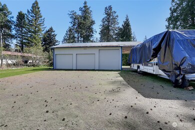 23818 Orting Kapowsin Hwy E, Graham, WA 98338 - photo 4