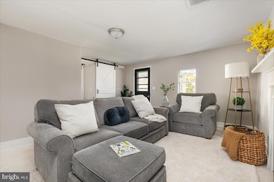 13886 Crest Hill Rd, Flint Hill, VA 22627 - photo 5