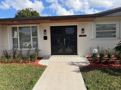 6181 SW 109 Ct, Unincorporated Dade County, FL 33173 - photo 5