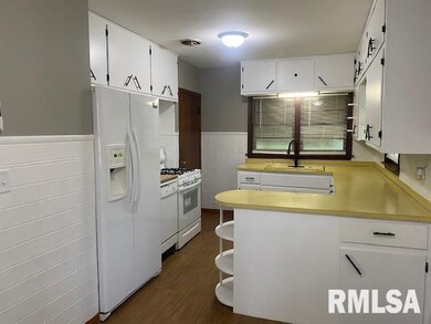 3203 Eads St, Davenport, IA 52802 - photo 5