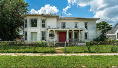 115 Pulaski St, Lincoln, IL 62656 - photo 2