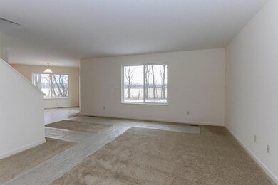 007_Family Room