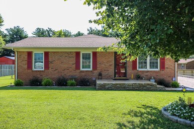 802 Sedgefield Ct, Manchester, TN 37355 - photo 2