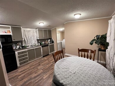 6788 Denver Heights Cir, Denver, NC 28037 - photo 5