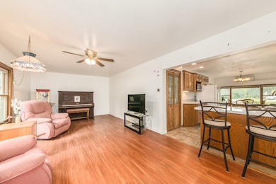 15717 S River Rd, Plainfield, IL 60544 - photo 6