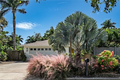 1750 Alta Vista St, Sarasota, FL 34236 - photo 2