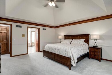 8168 Constance St, Lenexa, KS 66215 - photo 4