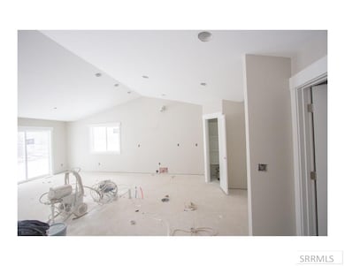 4542 Greystone Ln, Idaho Falls, ID 83404 - photo 4