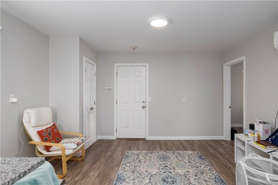 121 Tell St unit 3F, Providence, RI 02909 - photo 3