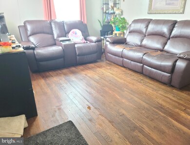 5219 Varnum St, Bladensburg, MD 20710 - photo 5