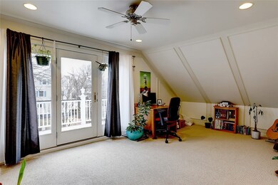 82 Larch St unit 3, Providence, RI 02906 - photo 4