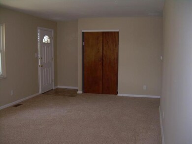 unlisted-address, Columbus, OH 43227 - photo 3