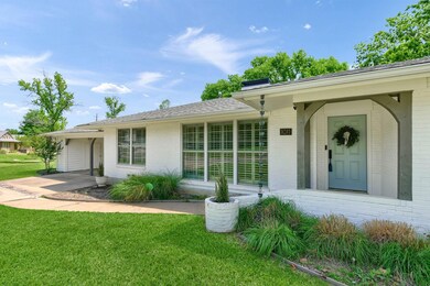 View of front facade , covered porch