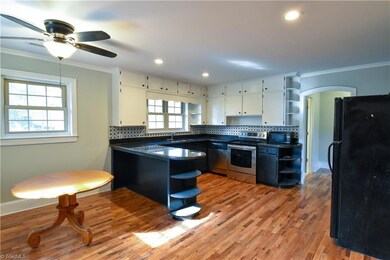 1304 Southmont Dr, Asheboro, NC 27205 - photo 6