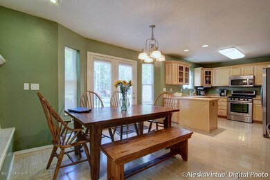 Spacious, Eat IN Kitchen