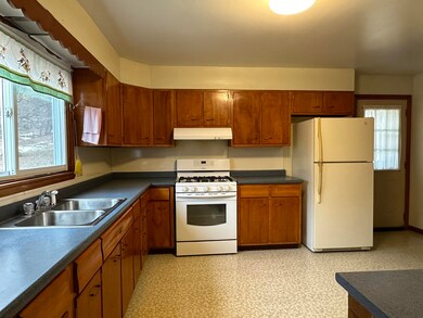 221 Morgan Rd unit 133, West Rutland, VT 05777 - photo 6