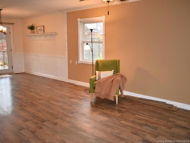 826 Sandra Dr, Jeffersonville, IN 47130 - photo 7