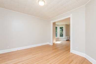 30 Jefferson Ave, Waukegan, IL 60085 - photo 6