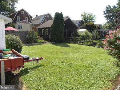 143 E Roland Rd, Brookhaven, PA 19015 - photo 6