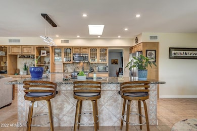 9839 W Lindgren Ave, Sun City, AZ 85373 - photo 7