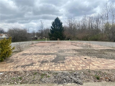 1208 N Lincoln St, Greensburg, IN 47240 - photo 2