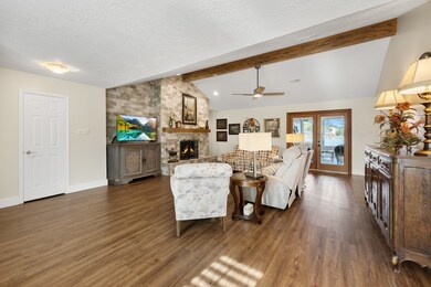 2919 N Peach Hollow Cir, Pearland, TX 77584 - photo 6