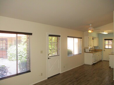 6415 S Kenneth Place unit D, Tempe, AZ 85283 - photo 6