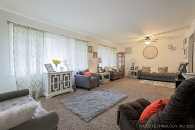 417717 E 1145 Rd, Eufaula, OK 74432 - photo 5