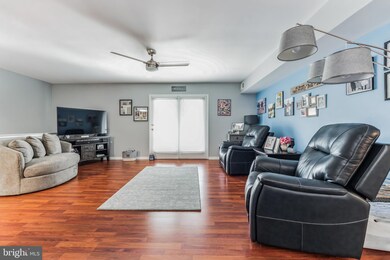 904 Steamboat Station unit 904, Southampton, PA 18966 - photo 5