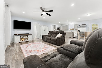 126 Baileys Garage Rd, Bowersville, GA 30516 - photo 4