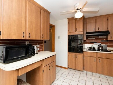 49 Cedarcrest Rd, West Roxbury, MA 02132 - photo 5