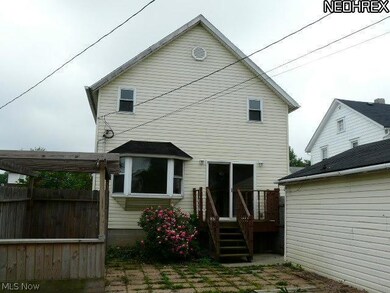 2409 E 33rd St, Lorain, OH 44055 - photo 5
