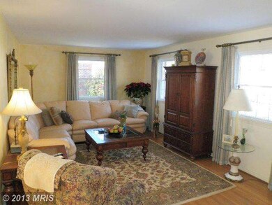 3211 Castleleigh Rd, Beltsville, MD 20705 - photo 5