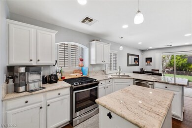 7535 Aurora Glow St, Las Vegas, NV 89139 - photo 5