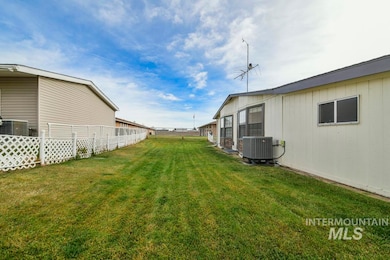1907 W Flamingo W unit 69, Nampa, ID 83651 - photo 6