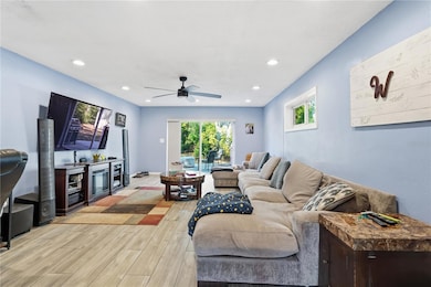 940 Orangeview Dr, Largo, FL 33778 - photo 6