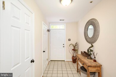 12202 Blue Moon Ct, Laurel, MD 20708 - photo 3