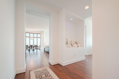 Entryway from front door.