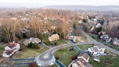 10 Kates Glen, Paoli, PA 19301 - photo 2