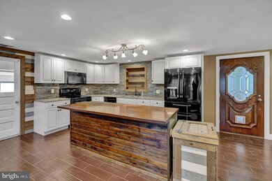 185 Sawmill Rd, Boyertown, PA 19512 - photo 5