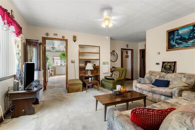 120 Palm St, Nashua, NH 03060 - photo 5