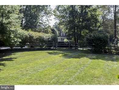 302 Old Lancaster Rd, Devon, PA 19333 - photo 3