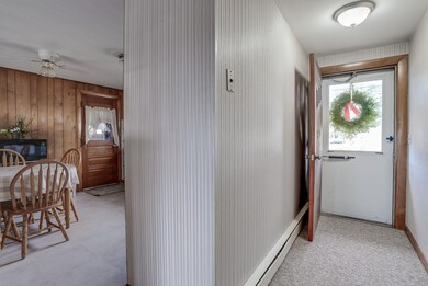 22 Greenlay St, Nashua, NH 03063 - photo 3