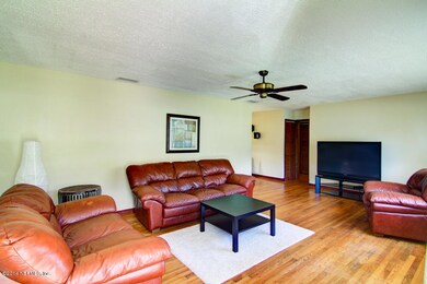 2446 Hirsch Ave, Jacksonville, FL 32216 - photo 3