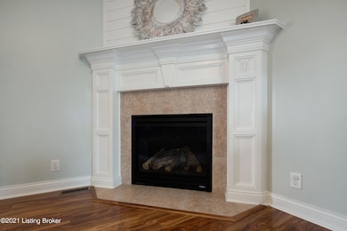 1104 Kaufman Farm Dr-17