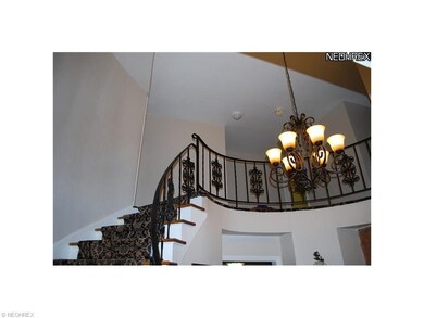 11340 Willow Hill Dr, Chesterland, OH 44026 - photo 5