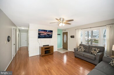 207 Limestone Ln, Locust Grove, VA 22508 - photo 5