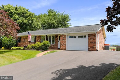 13835 Northcrest Rd, Hagerstown, MD 21742 - photo 3