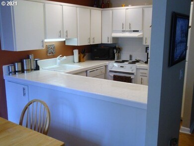 3882 Botticelli St, Lake Oswego, OR 97035 - photo 3